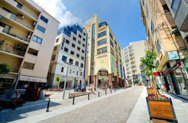 Modern 1Br Maisonette Steps From The Promenade スリーマ エクステリア 写真
